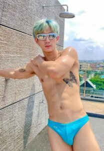 Sittinai-Somroop-ฟ้า