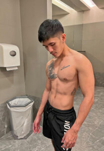 หนุ่ม-ดิษย์ธนา