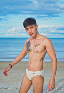 หนุ่ม-ดิษย์ธนา-นม