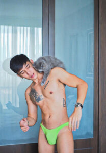 หนุ่ม-ดิษย์ธนา