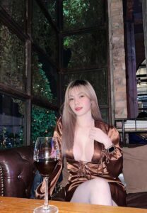 น้องแชมเปญ-ชมพูแพร-ฮอตมาก