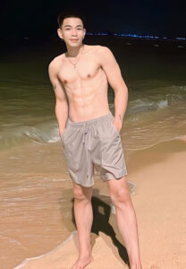 อาท็อป-กันฒพัฒน์-ทะเล