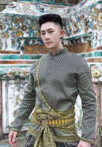 โจโจ้-จารุวัฒน์-ใสใส