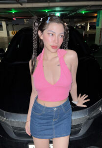 ใบเฟิร์น-รถ