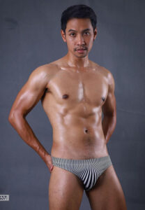 โต๊ส-กันตพงศ์