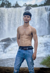 Pha-Dav-หล่อ