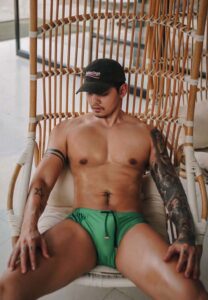 Rob-Rattapon-เข้ม