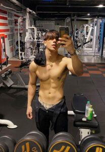 เบ๊บ-อิทธิพร-ฮอต