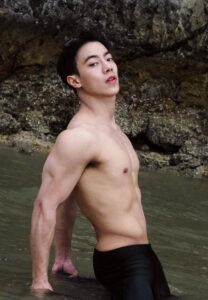 เบ๊บ-อิทธิพร