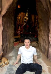 เบ๊บ-อิทธิพร-ขาว