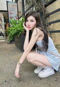 มลิษา-สว่างงาม