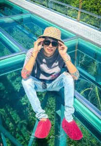 อาร์ม-ประเสริฐ อาร์ม-ประเสริฐ