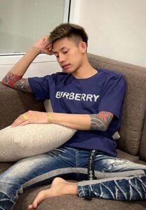 อาร์ม-ประเสริฐ อาร์ม-ประเสริฐ