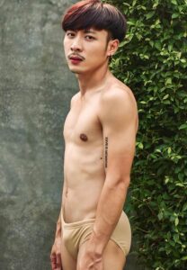 หนึ่ง-อาทิตย์-ฮอต