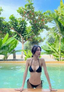 Adisa-Satkaw-บิกีนี