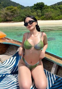 Russarin-Yingcharoenthanalert-ทะเล