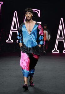 ณธรรศ-ตันเจริญ-ฮอตมาก