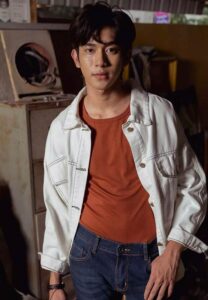 earth-athiwarit-เท่