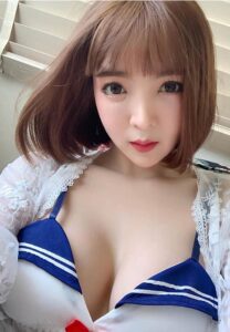 น้องน้ำตาล-ใสใส