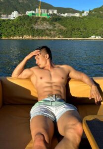 ยีนส์-JEANS-ร้อน