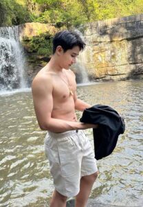 Theera Promsit-หล่อมาก