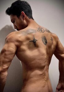 Benz-thanaphat-เท่มาก