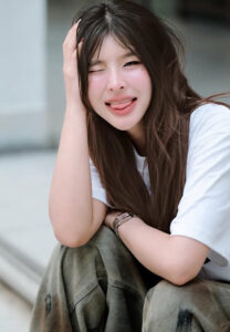 Natnara-Kampoon Natnara-Kampoon