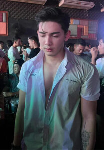 บอมเบย์-ภัคภูวินทร์ บอมเบย์-ภัคภูวินทร์