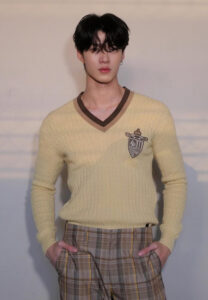 มีน-นิชคุณ