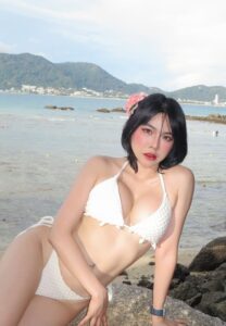 Chanidapha AppleBlue-005-Cute