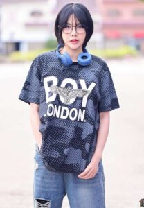 Chanidapha AppleBlue-011-Lovely