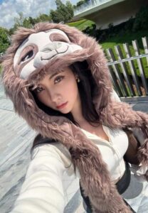 Mookda Narinrak-002-Lovely