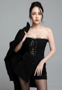 Prisana Sritachote-002-Wonderful