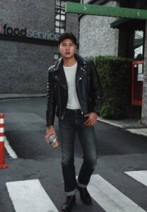 Tosak Nakpomchin-014-Graceful