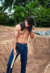 Tosak Nakpomchin-023-Breathtaking