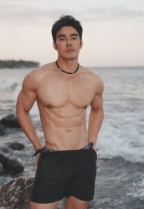 Kaernt Artius-013-Attractive