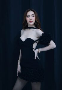 เบส คําสิงห์