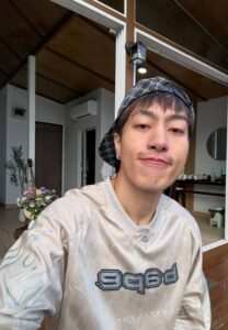 CDGUNTEEE-009-Stunning