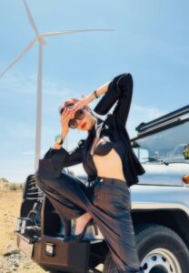 Ice Ailada-007-Delightful