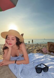 Ice Ailada-012-Beautiful