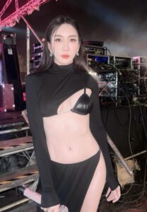 เบนซ์-พริกไทย-008-Radiant