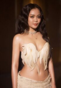 ลำใย-ไหทองคำ-021-Dazzling