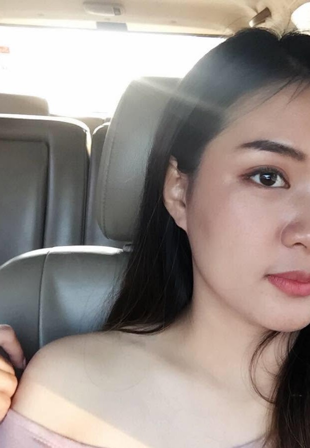 NongBie YARIN เซลฟีระยะใกล้ในรถ