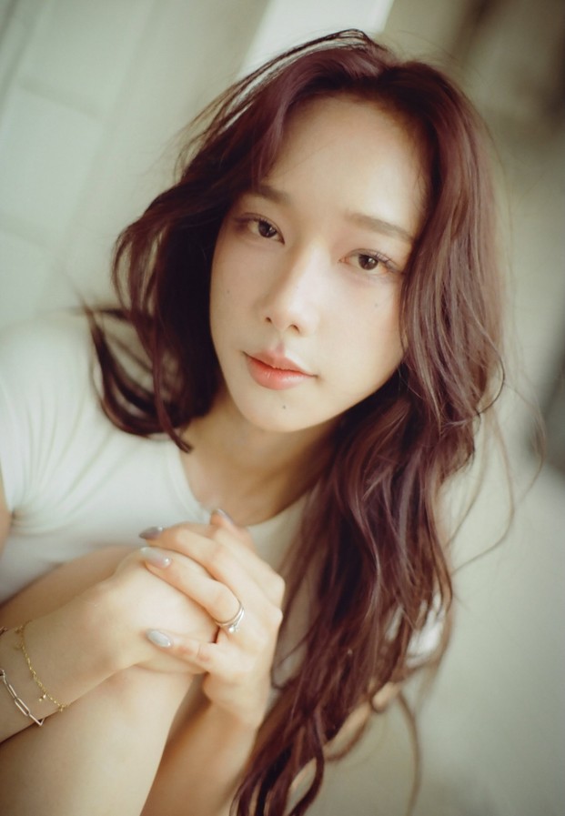 พอร์ตเทรตผมยาวโทนแสงนุ่ม